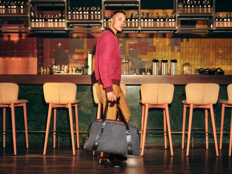 Коллекция одежды и аксессуаров Porsche Lifestyle.